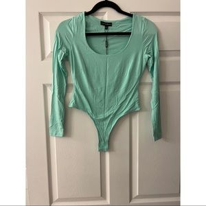 JLUXBASIX Mint Bethie Scoop Neck Bodysuit